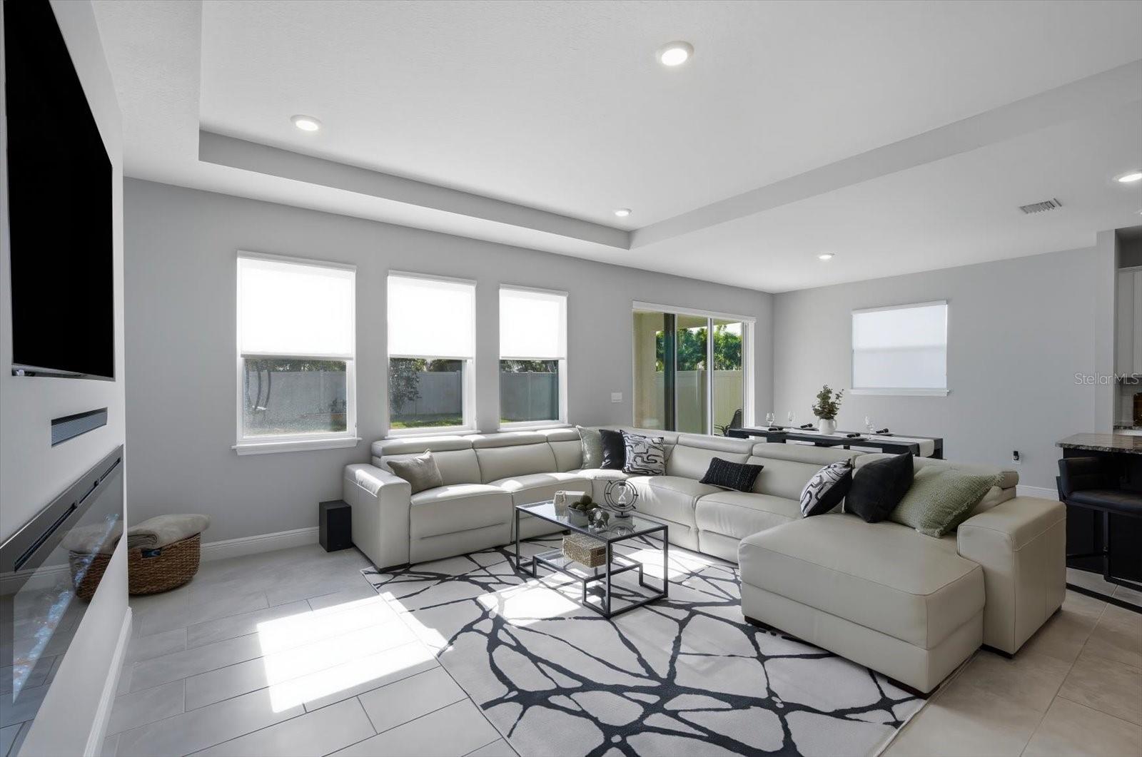 Image 10 of 43 For 164 Mangrove Manor Drive