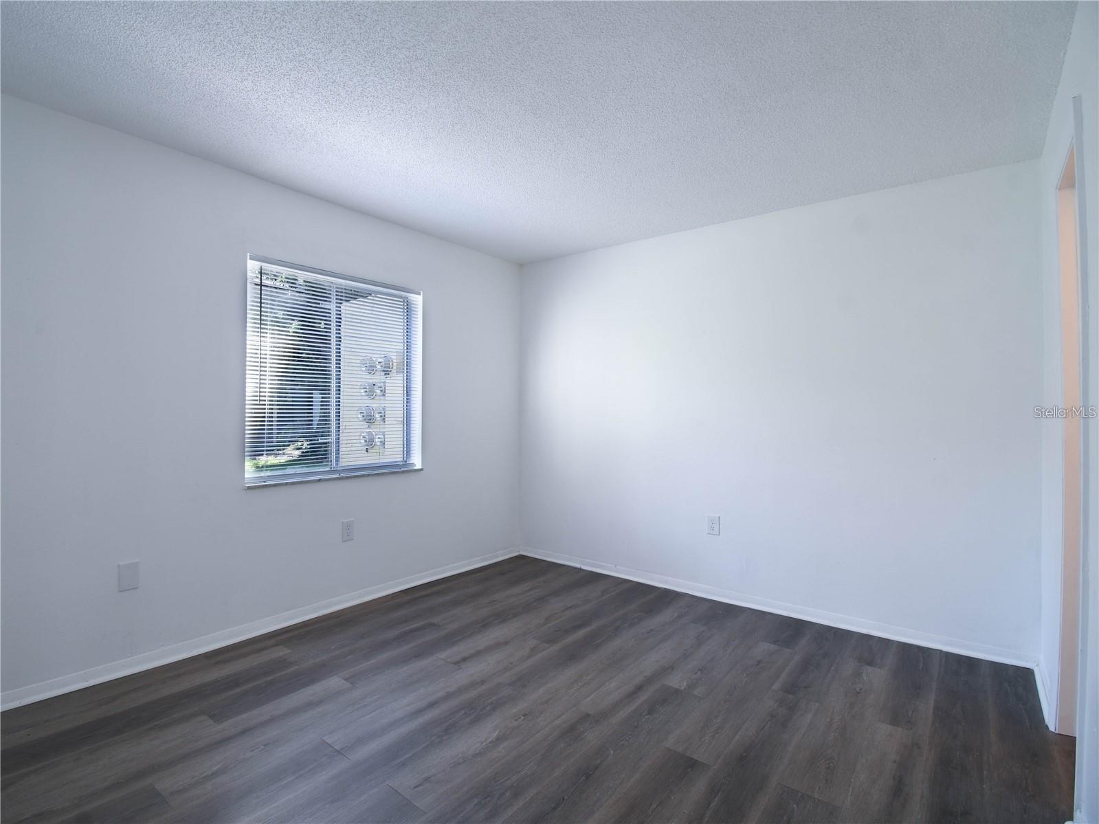 Image 14 of 31 For 4215 Bay Drive 1701b