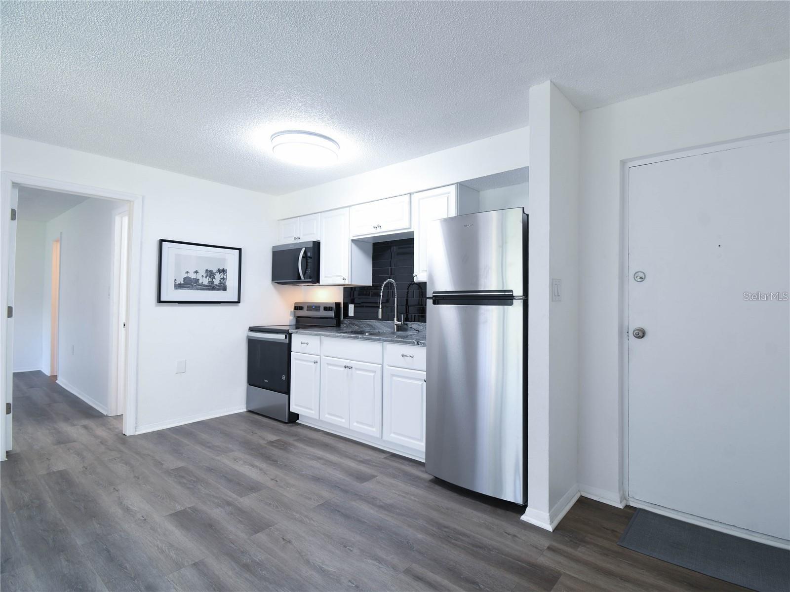 Image 5 of 31 For 4215 Bay Drive 1701b