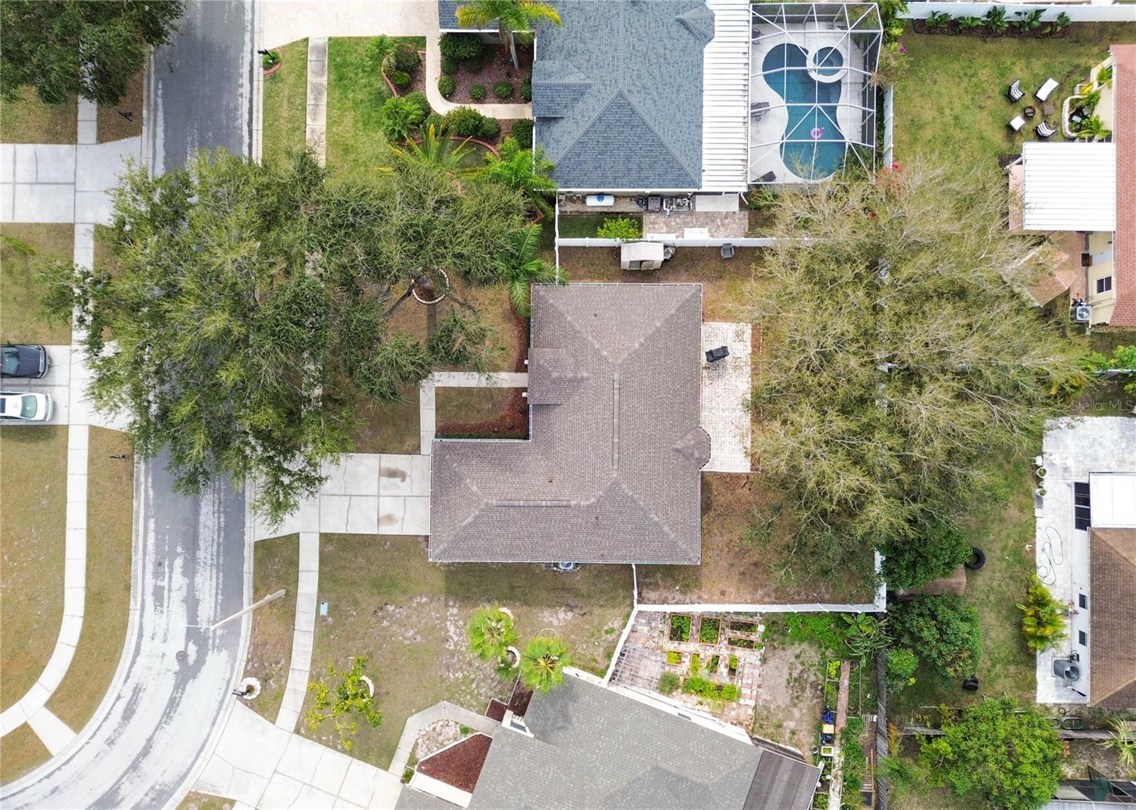 Image 45 of 47 For 14833 Redcliff Drive