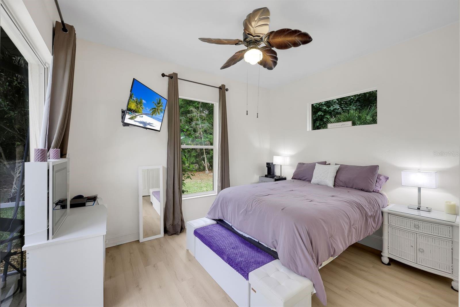 Image 31 of 52 For 4727 7th Avenue Sw