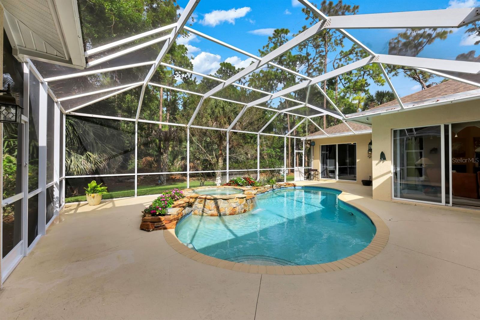 Image 36 of 52 For 4727 7th Avenue Sw