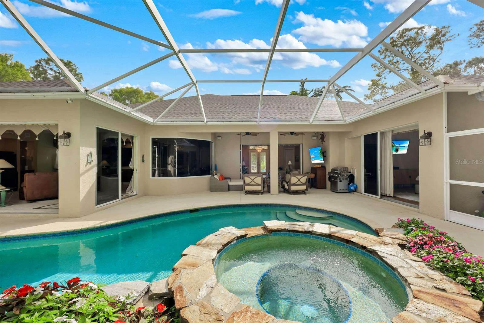 Image 39 of 52 For 4727 7th Avenue Sw