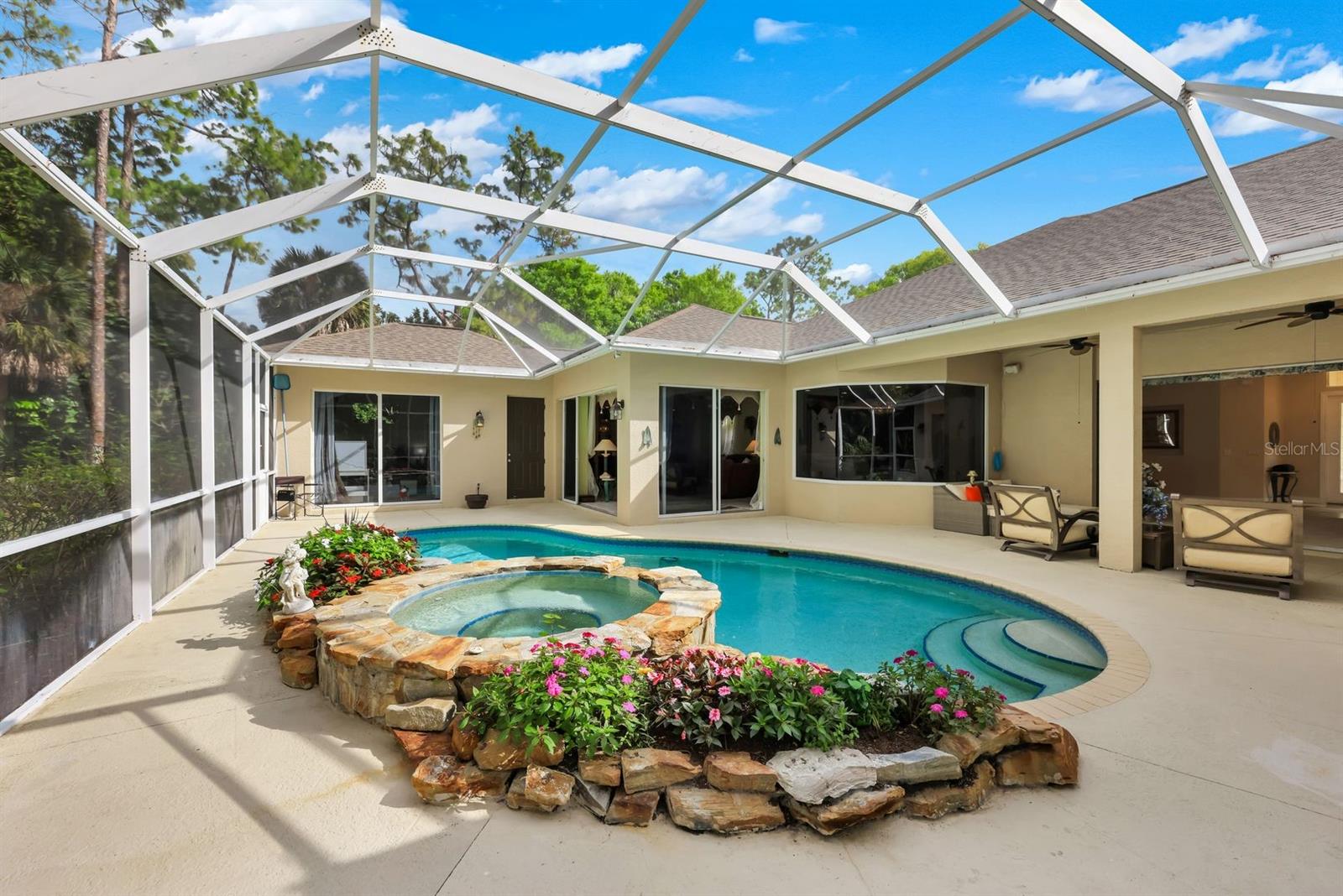 Image 40 of 52 For 4727 7th Avenue Sw