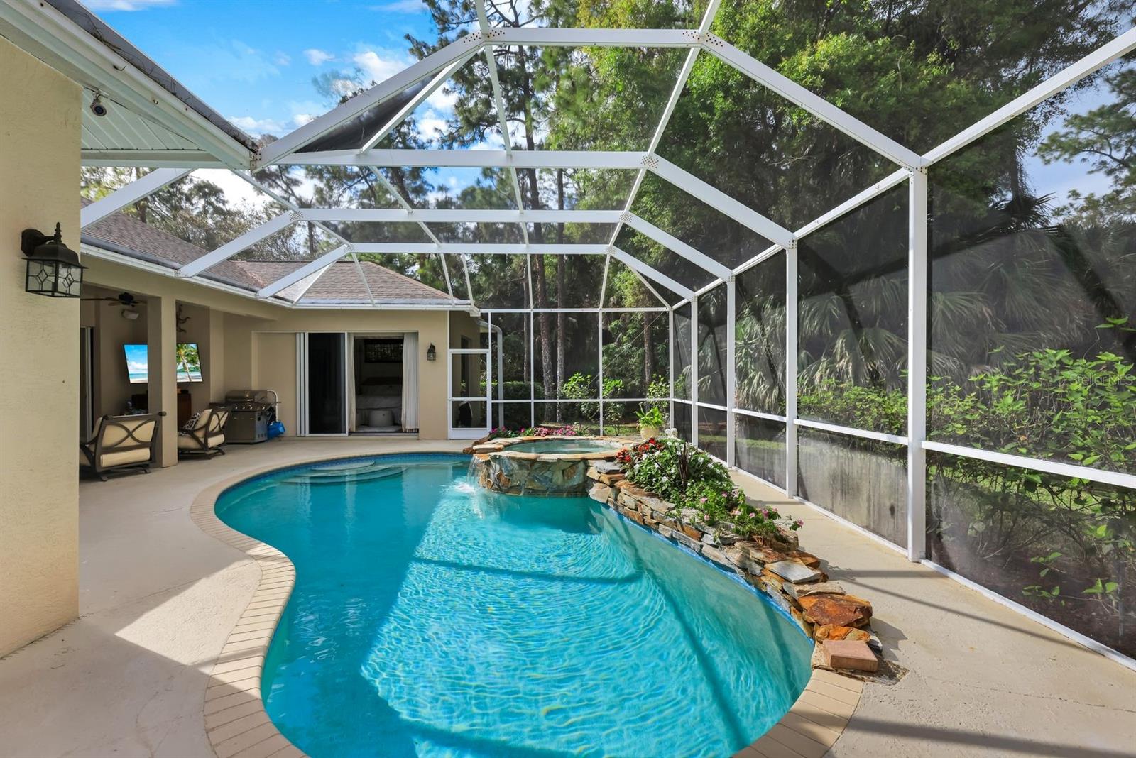 Image 41 of 52 For 4727 7th Avenue Sw