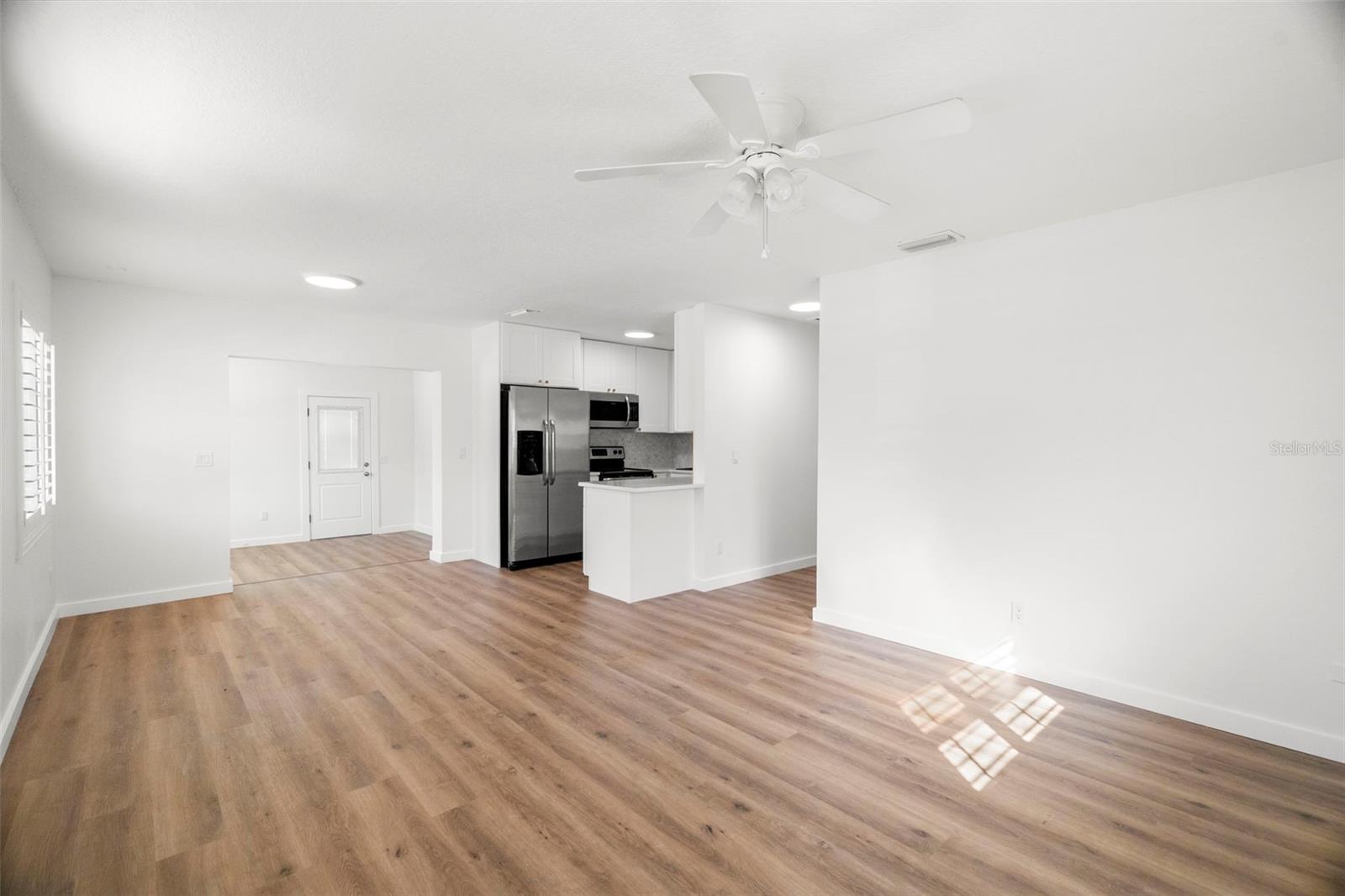 Image 19 of 40 For 6710 Cortez Street