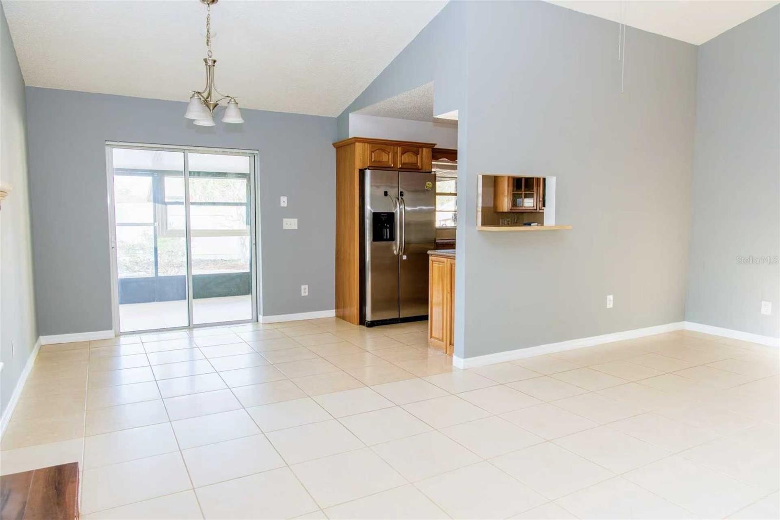 Image 16 of 21 For 10922 Tailfeather Court