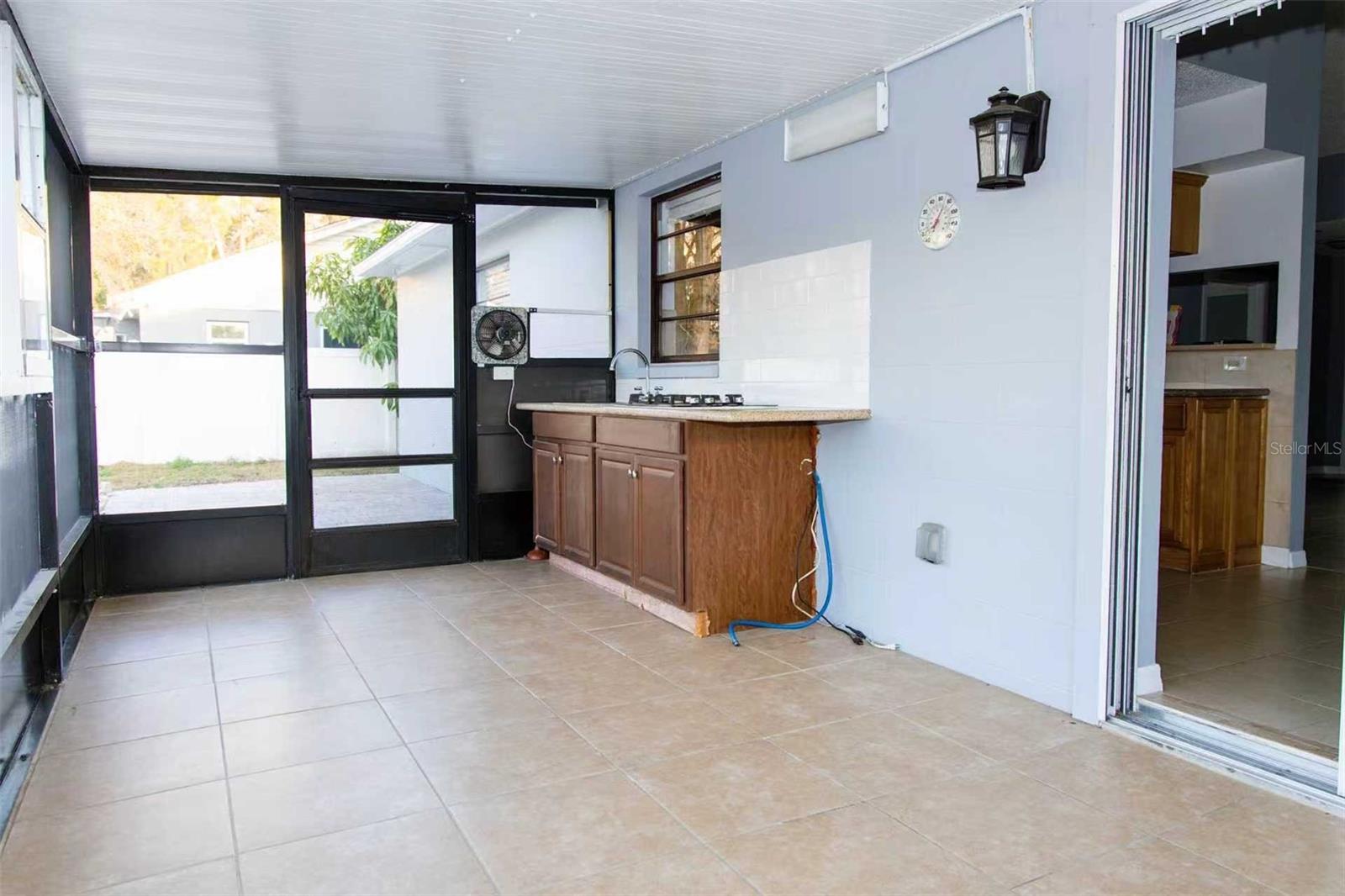 Image 7 of 21 For 10922 Tailfeather Court