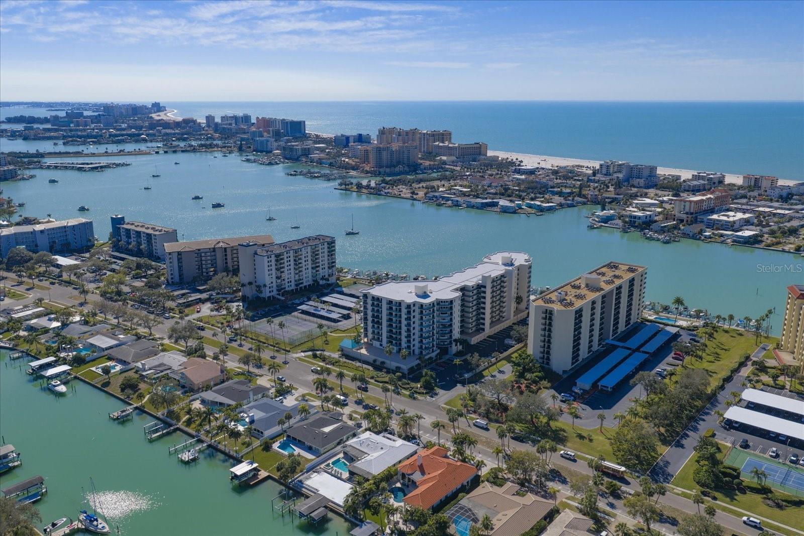 Listing photo id 57 for 670 Island Way 304