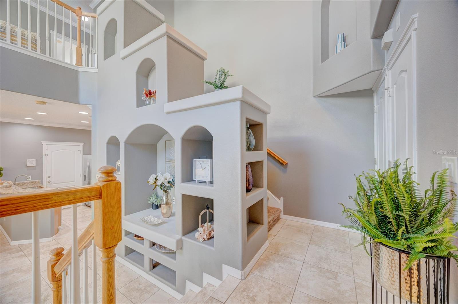 Listing photo id 0 for 6020 Fishhawk Crossing Boulevard Na