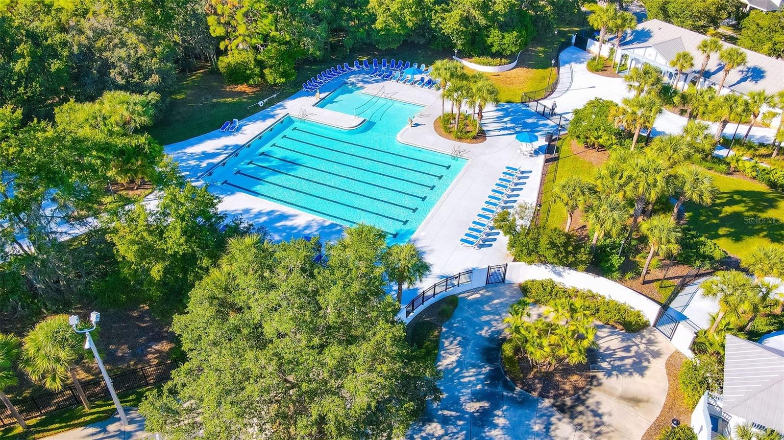 Listing photo id 46 for 6020 Fishhawk Crossing Boulevard Na