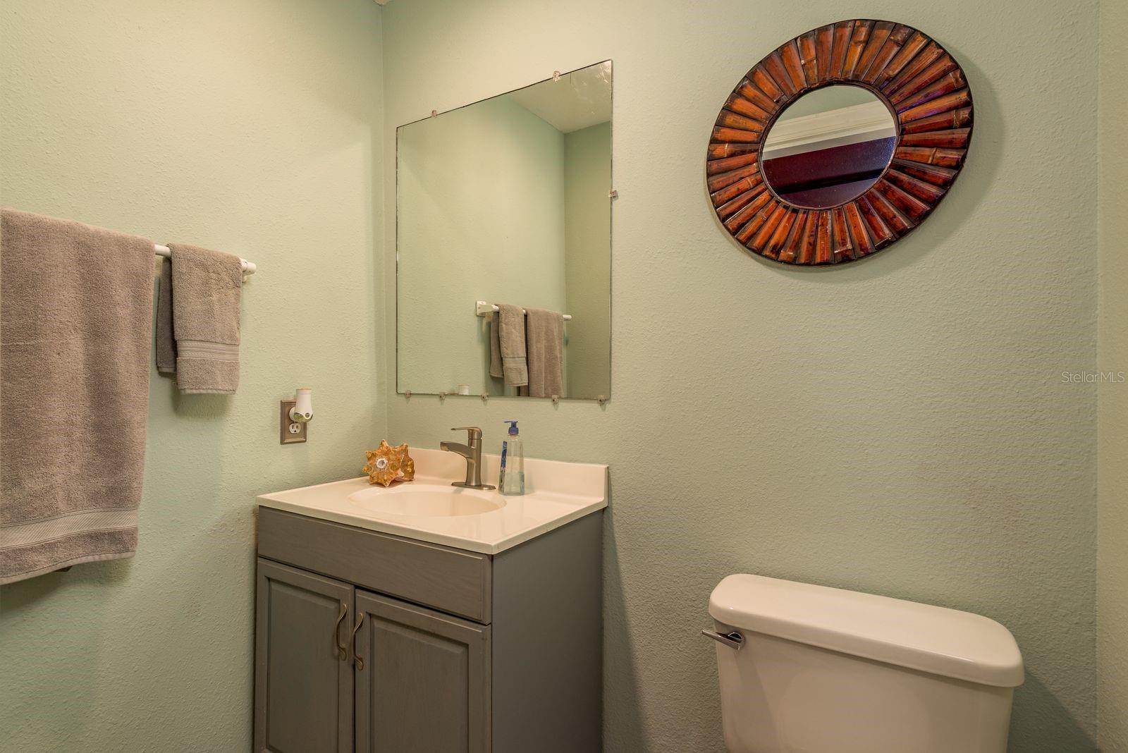 Listing photo id 28 for 5801 Lenmar Court