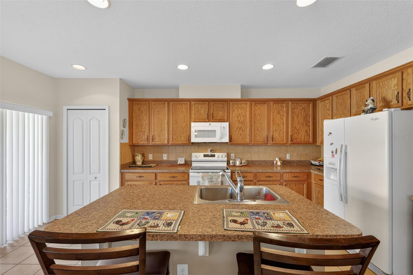 Image 18 of 48 For 12637 Belcroft Drive