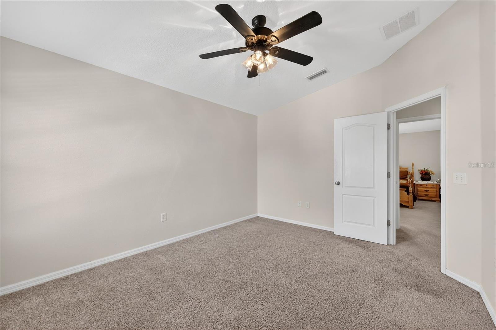 Image 8 of 48 For 12637 Belcroft Drive