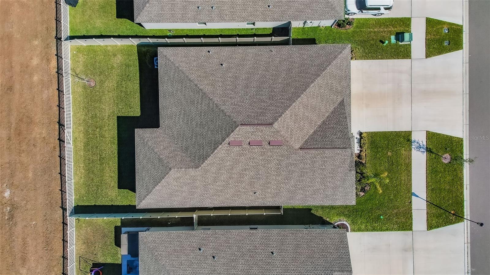 Image 48 of 51 For 15217 Zircon Red Drive