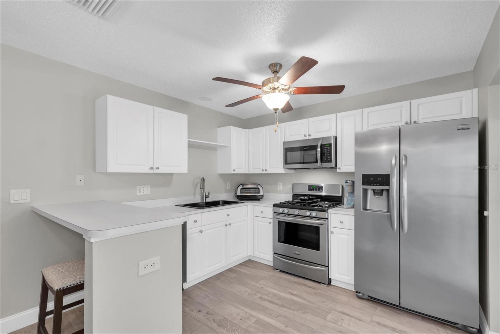 Image 10 of 44 For 13102 Carrollwood Creek Drive