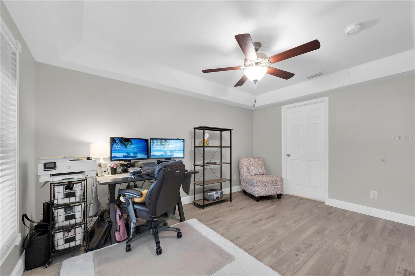 Image 13 of 44 For 13102 Carrollwood Creek Drive