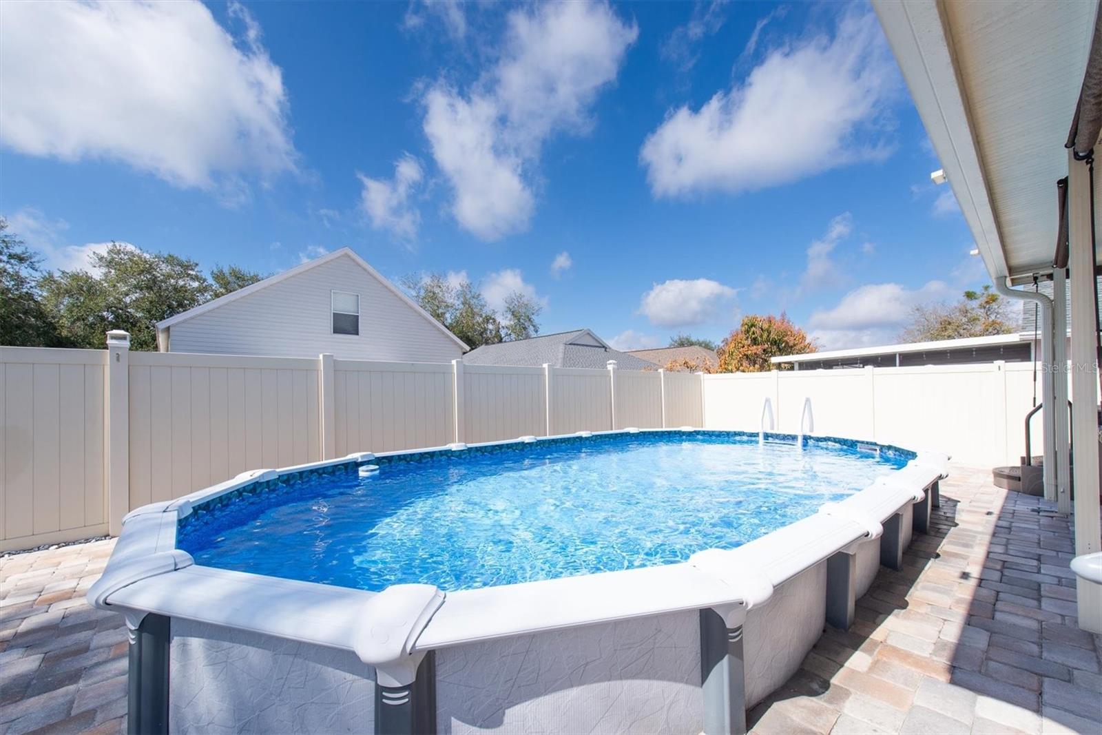 Image 30 of 44 For 13102 Carrollwood Creek Drive