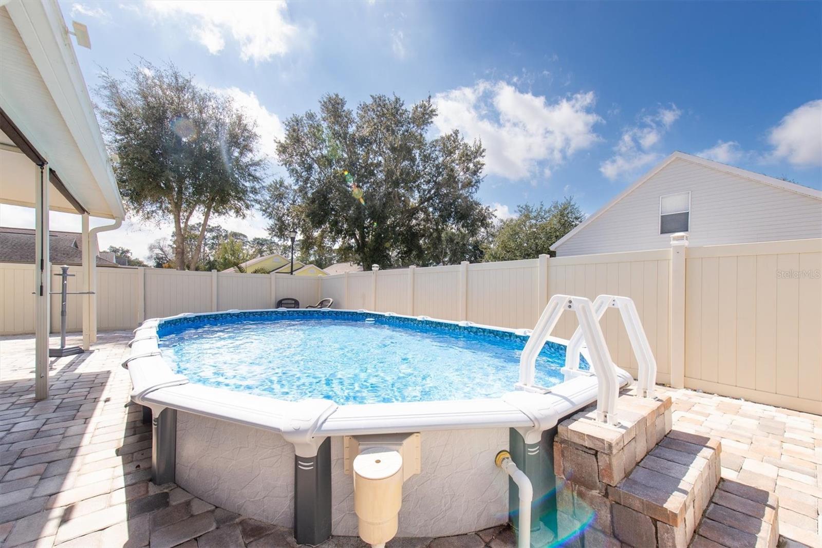 Image 33 of 44 For 13102 Carrollwood Creek Drive