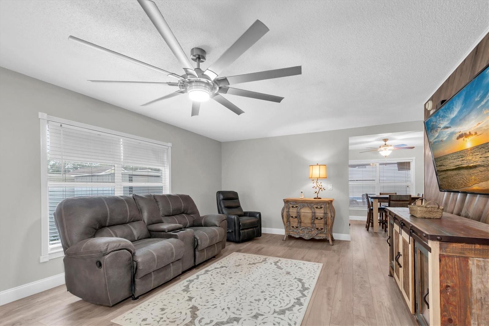 Image 5 of 44 For 13102 Carrollwood Creek Drive