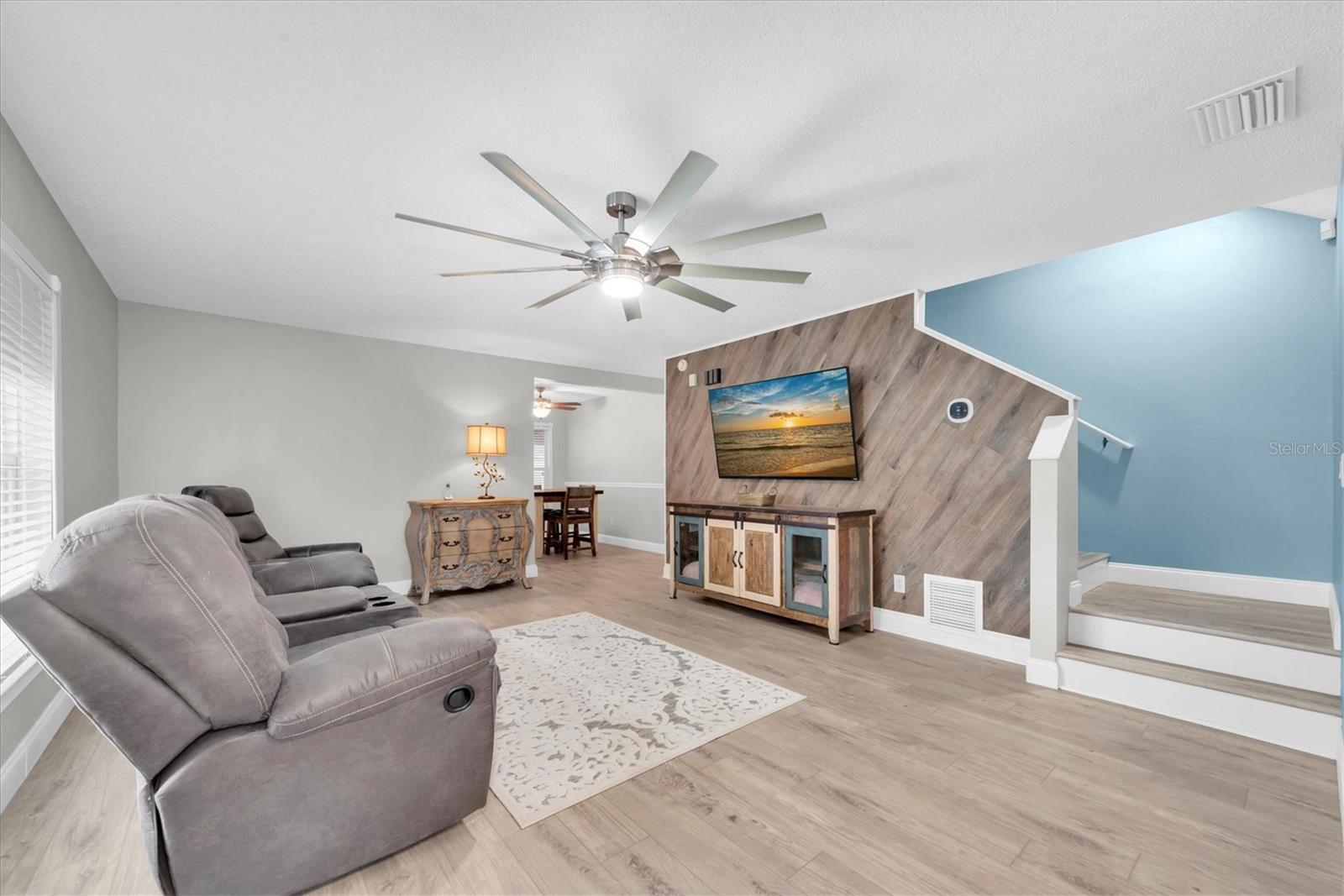 Image 6 of 44 For 13102 Carrollwood Creek Drive