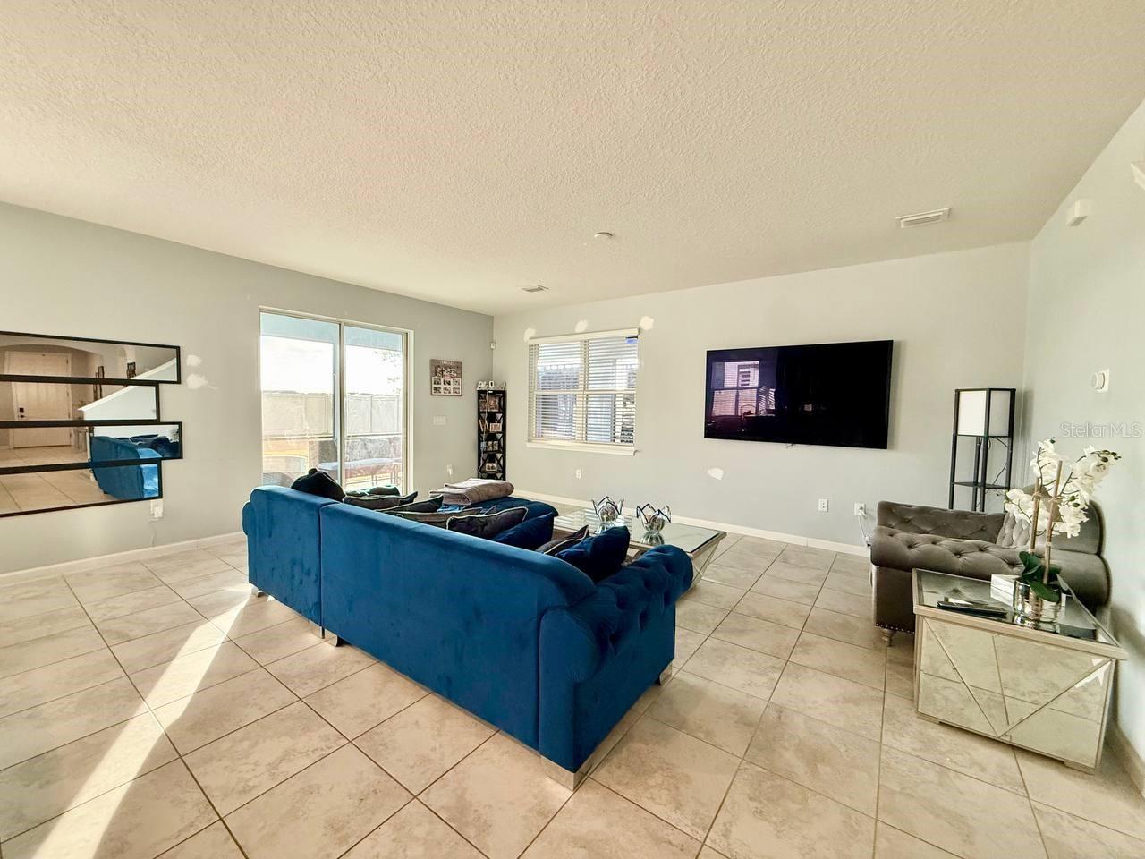 Image 24 of 79 For 12258 Blue Pacific Drive