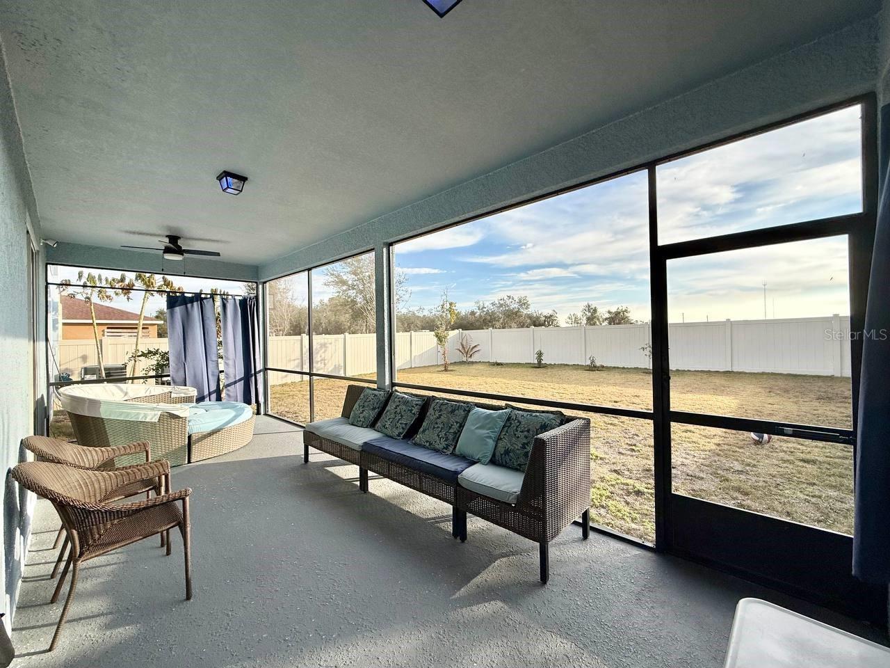 Image 63 of 79 For 12258 Blue Pacific Drive