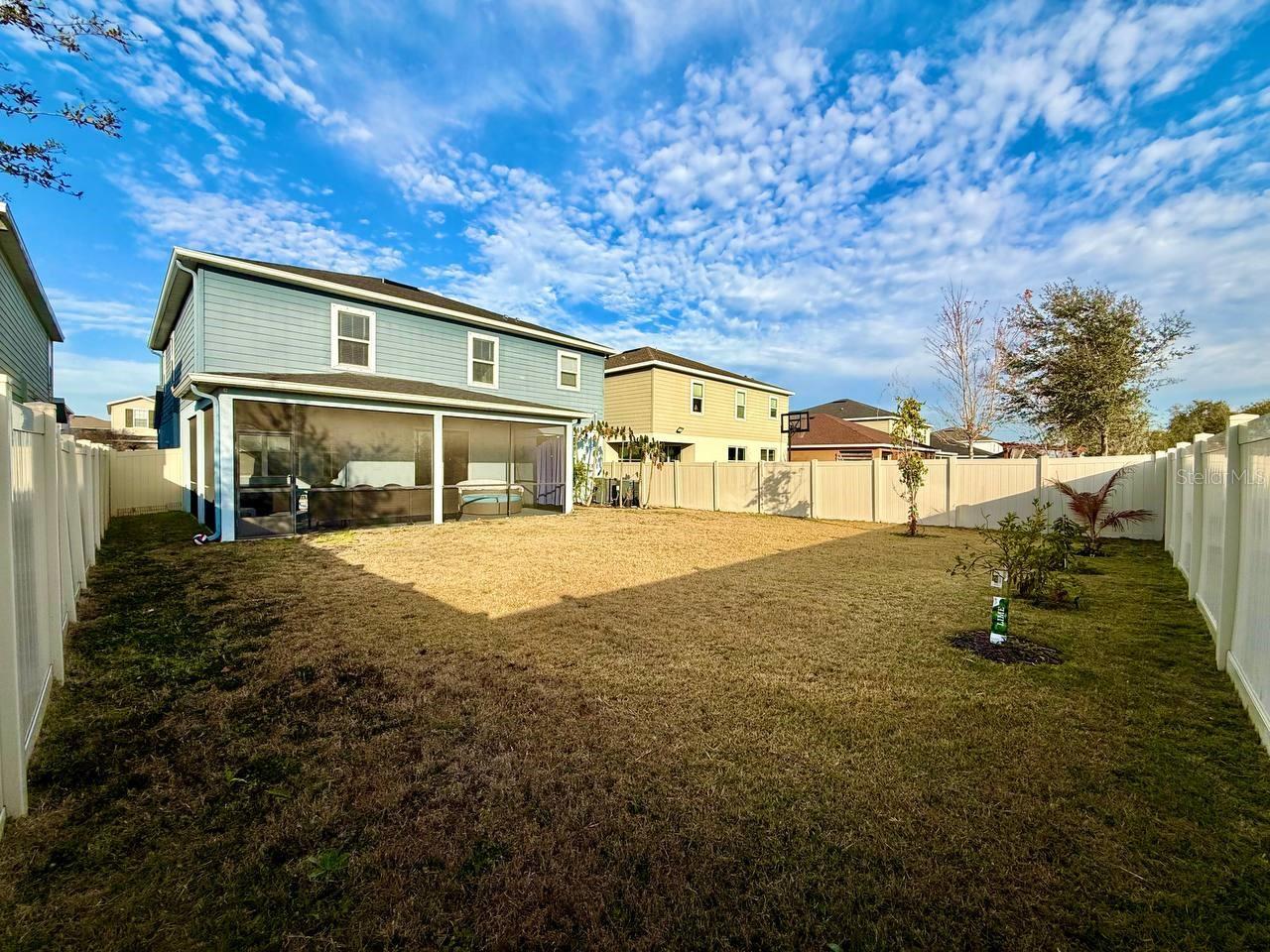 Image 69 of 79 For 12258 Blue Pacific Drive