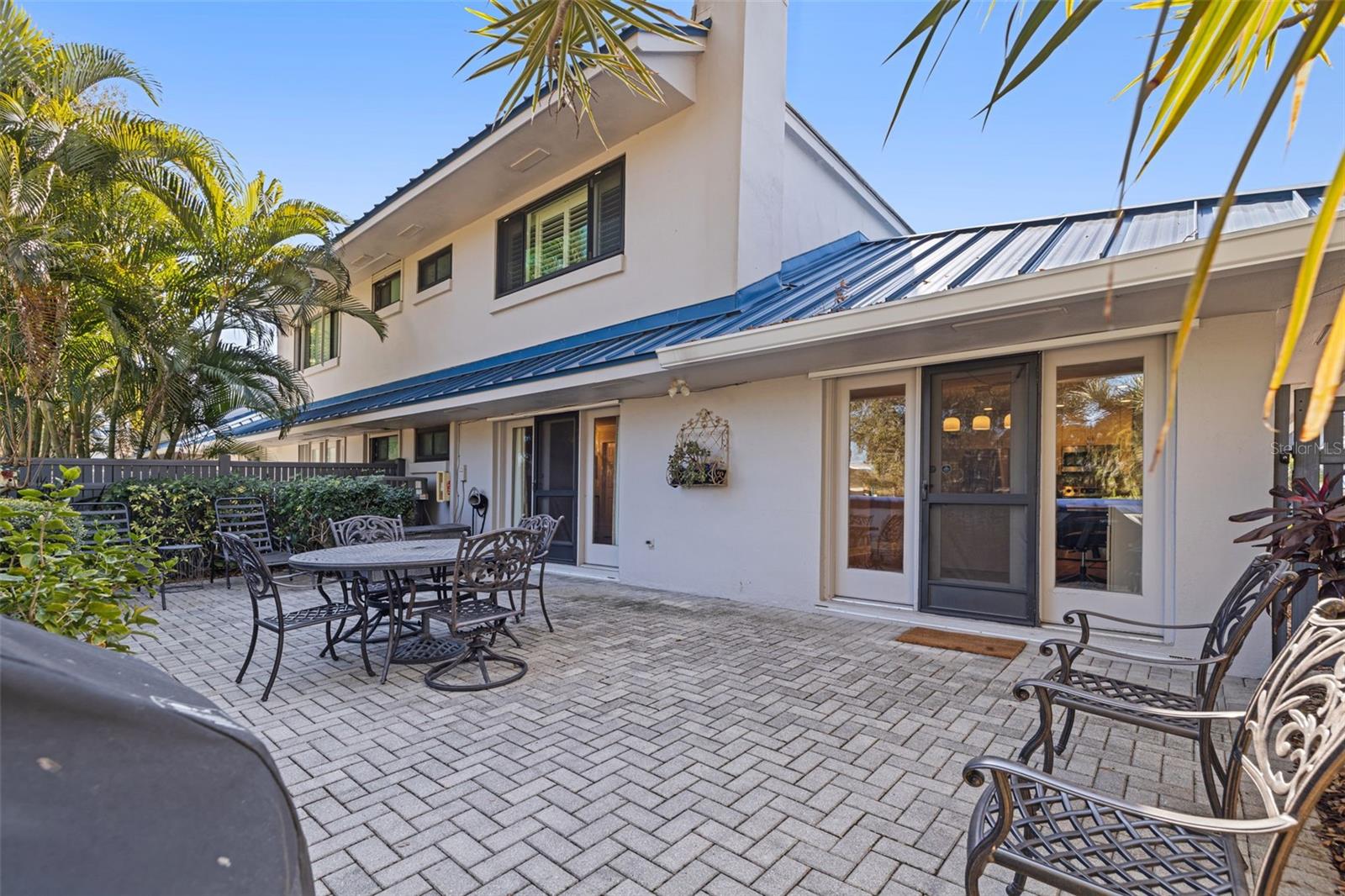 Listing photo id 19 for 1683 Watermark Circle Ne