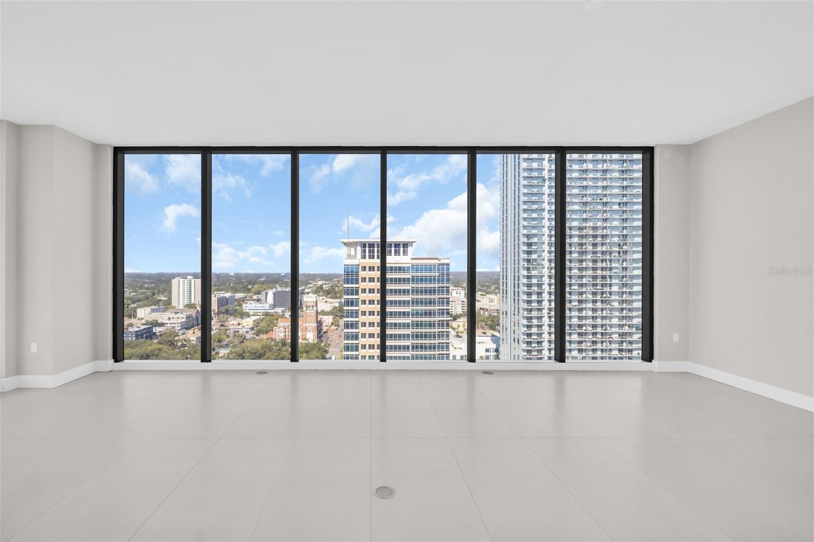 Listing photo id 16 for 275 1st Avenue S 2001