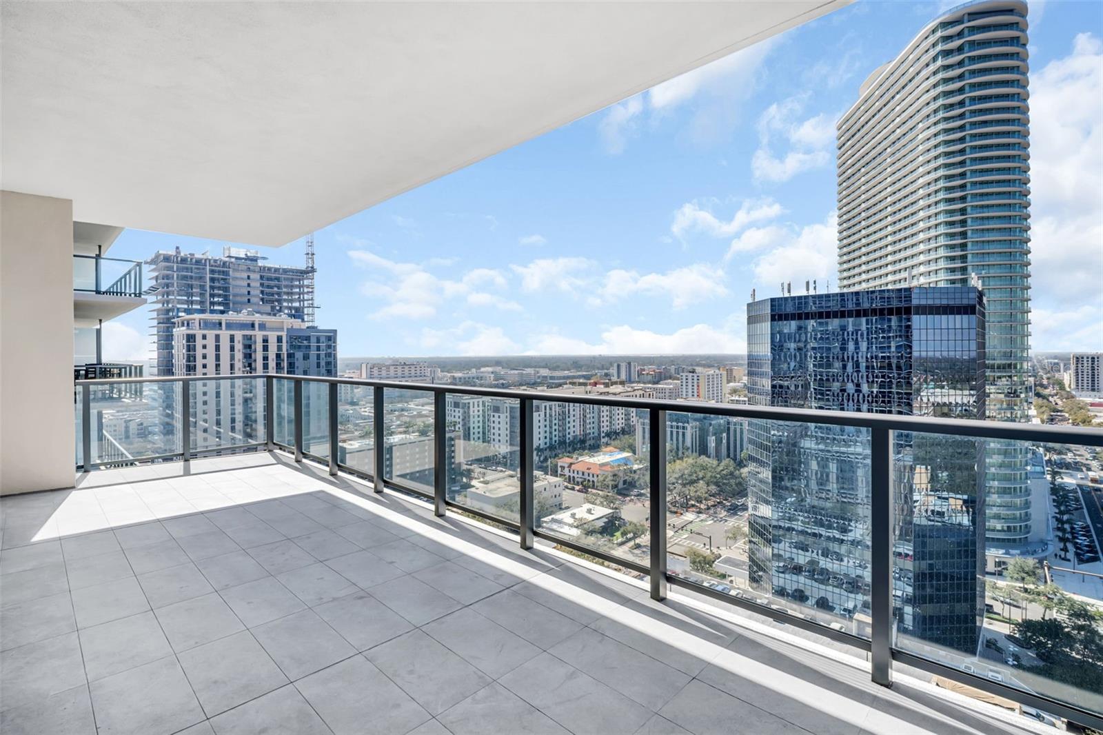 Listing photo id 0 for 275 1st Avenue S 2001