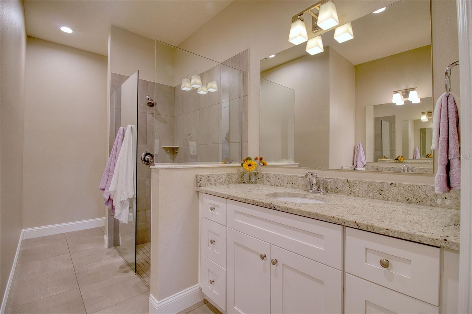 Image 19 of 51 For 414 Birdsong Lane