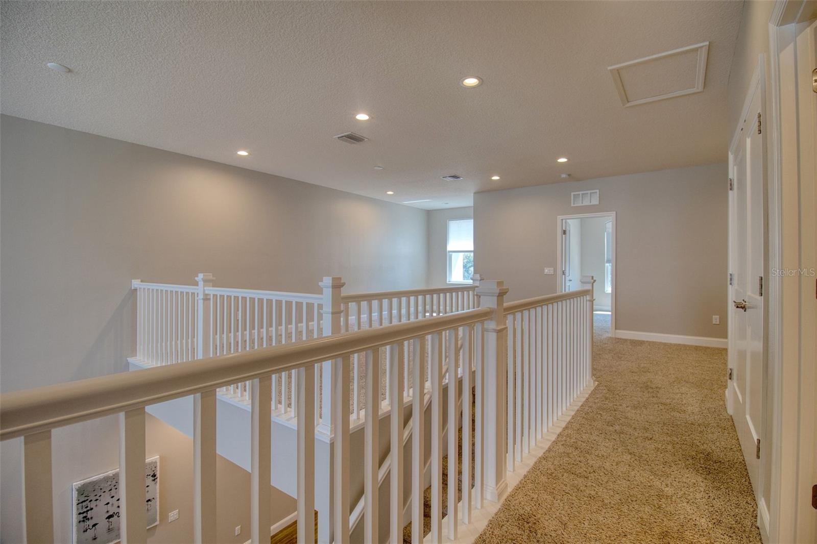 Image 27 of 51 For 414 Birdsong Lane