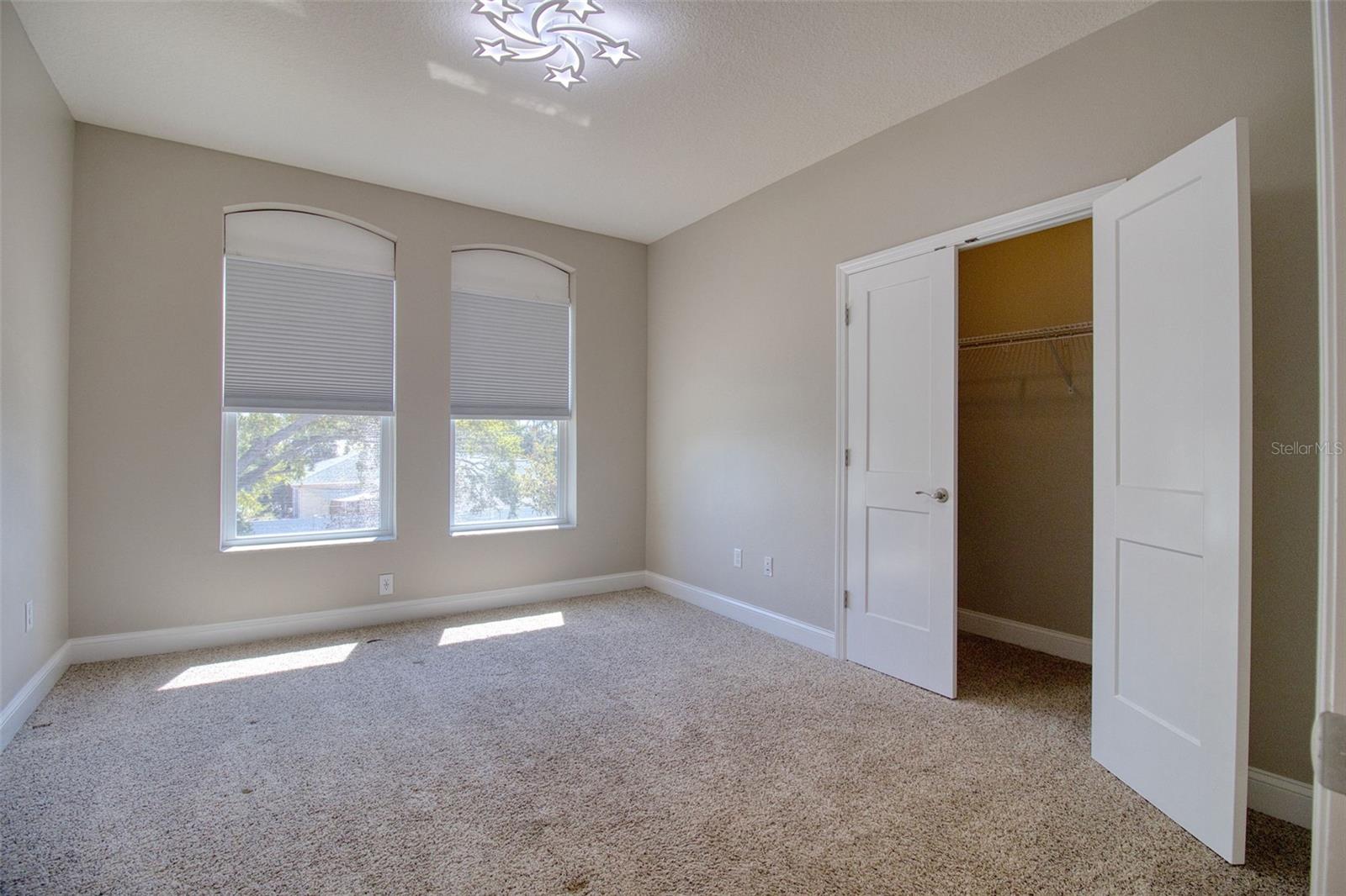 Image 29 of 51 For 414 Birdsong Lane