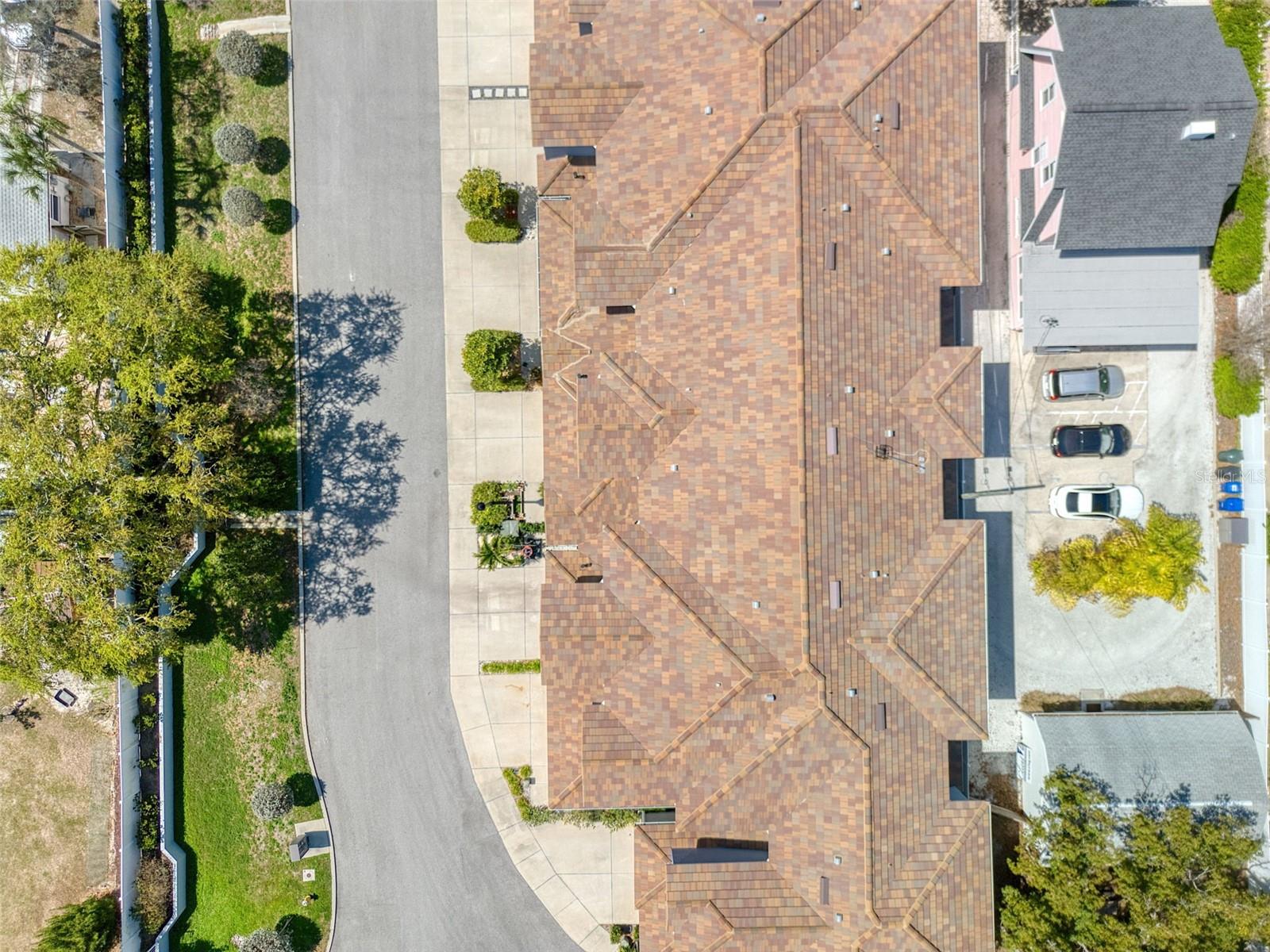 Image 38 of 51 For 414 Birdsong Lane