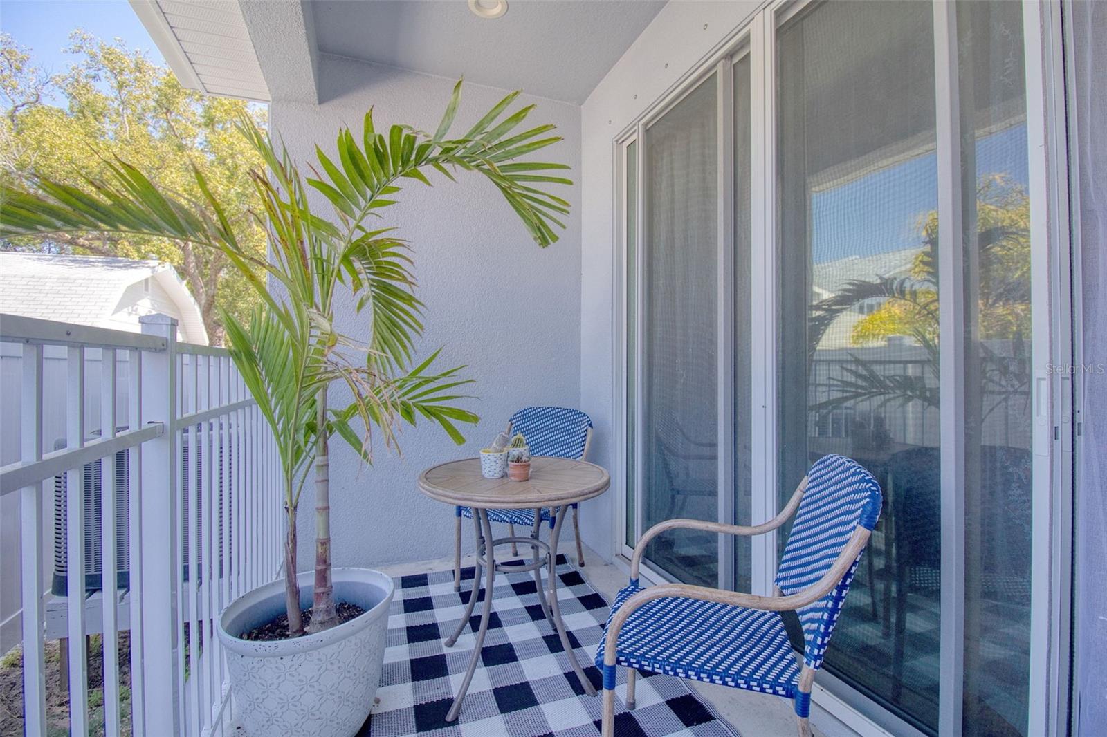 Image 4 of 51 For 414 Birdsong Lane