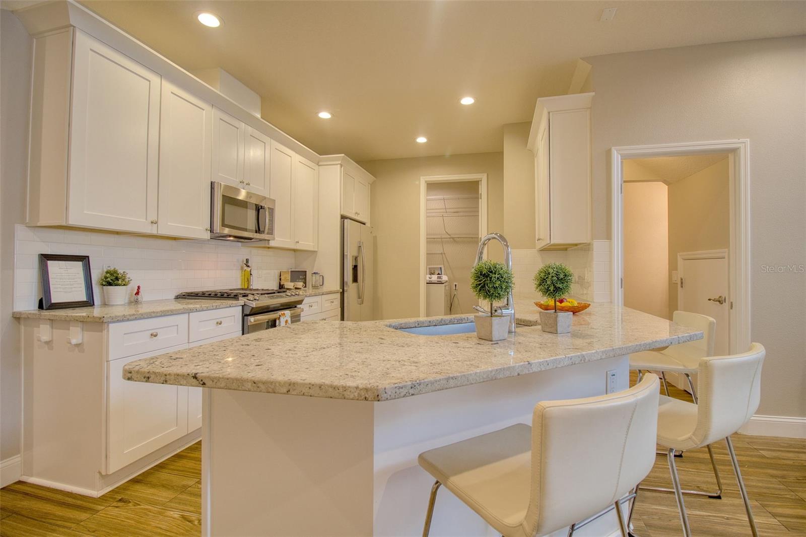 Image 8 of 51 For 414 Birdsong Lane