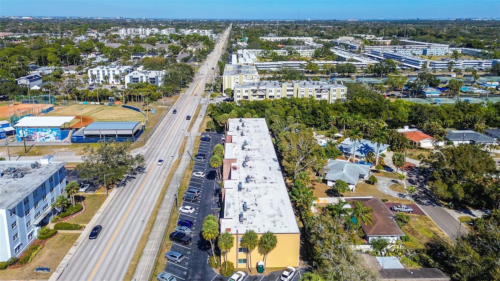 Image 36 of 37 For 4435 1st Street Ne 111