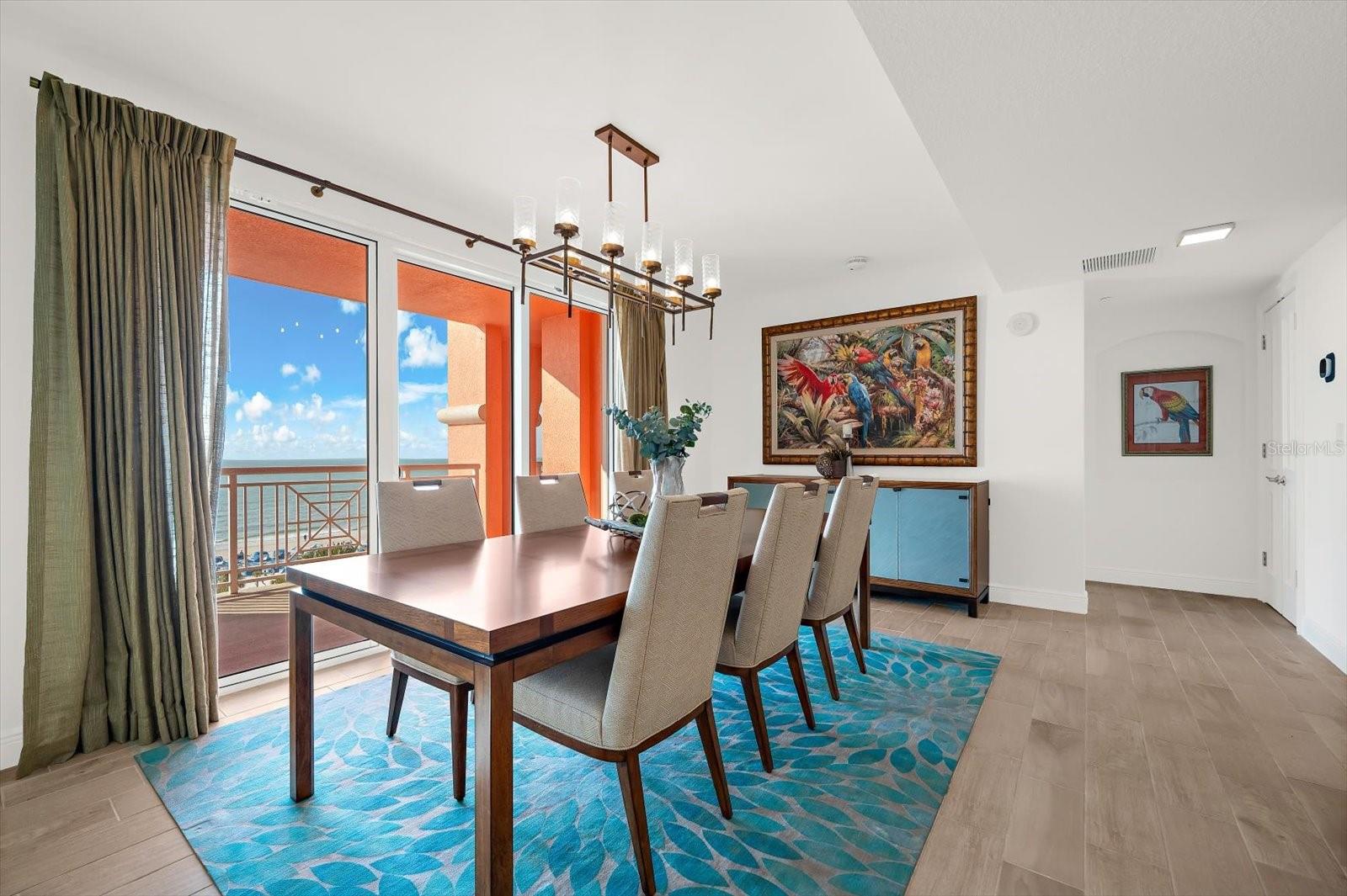 Listing photo id 10 for 301 Gulfview Boulevard 603