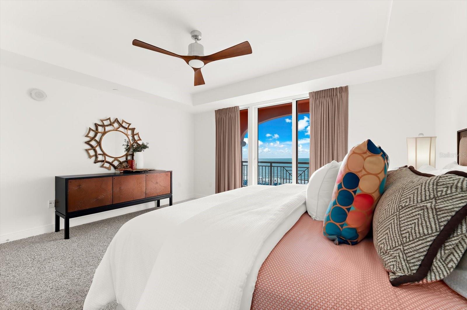 Listing photo id 22 for 301 Gulfview Boulevard 603