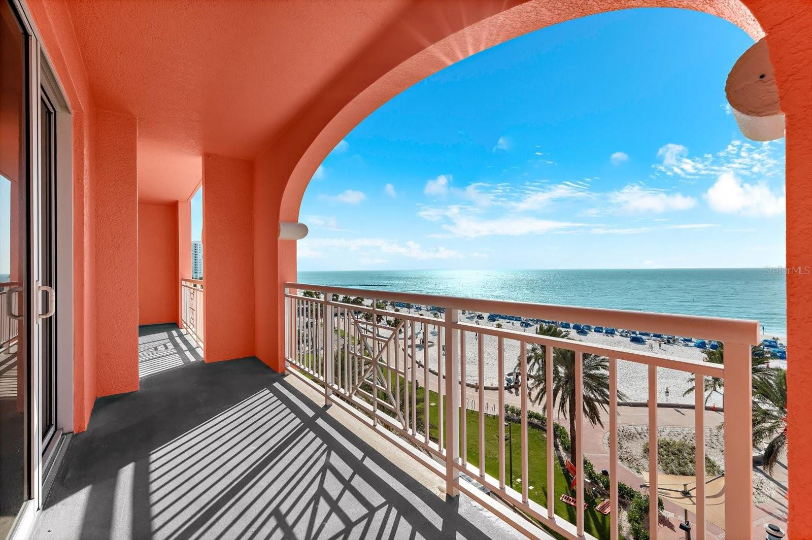 Listing photo id 42 for 301 Gulfview Boulevard 603