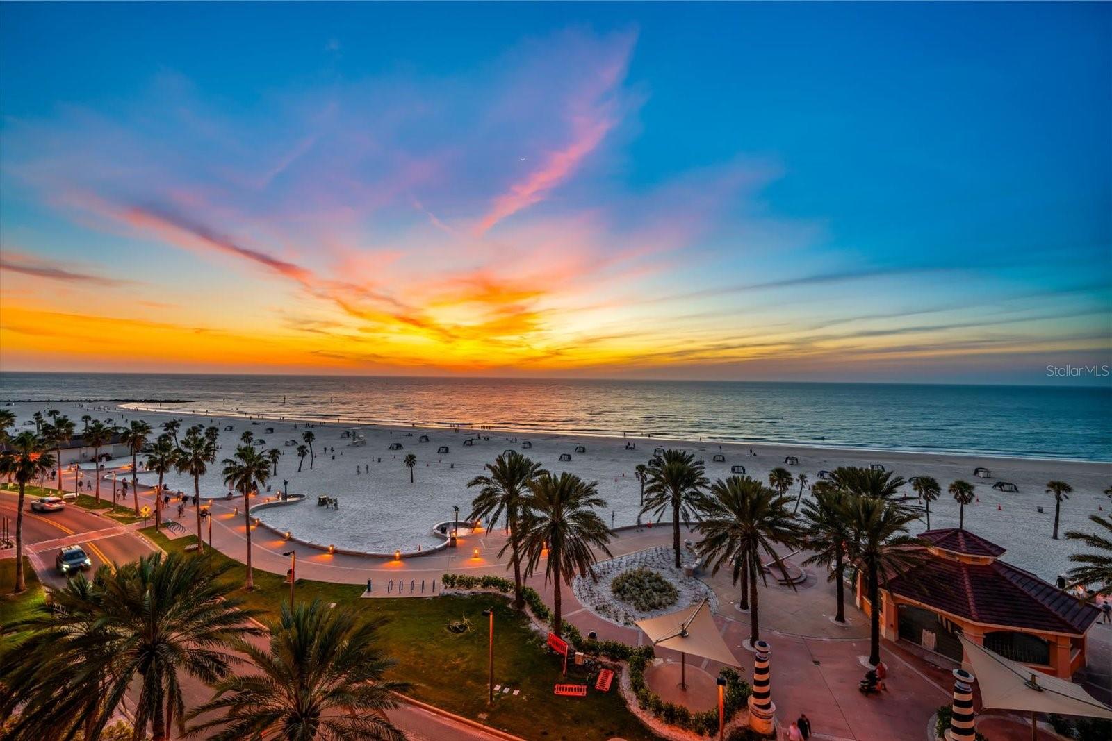 Listing photo id 45 for 301 Gulfview Boulevard 603