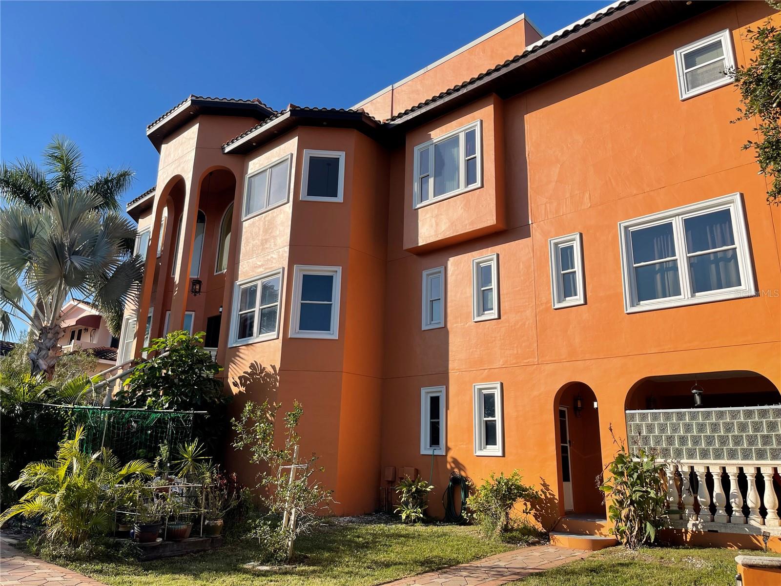 Image 2 of 99 For 9017 Baywood Park Drive