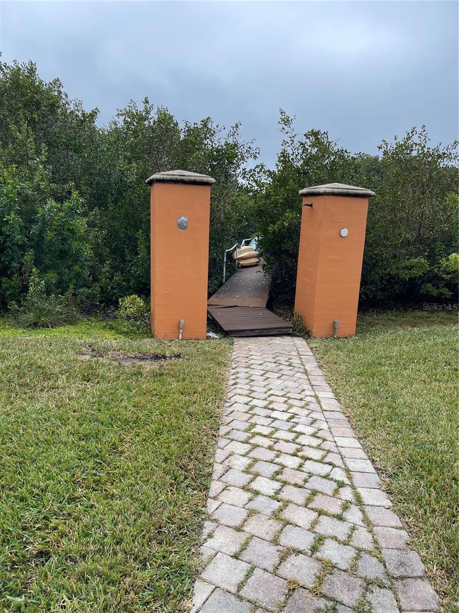 Image 93 of 99 For 9017 Baywood Park Drive