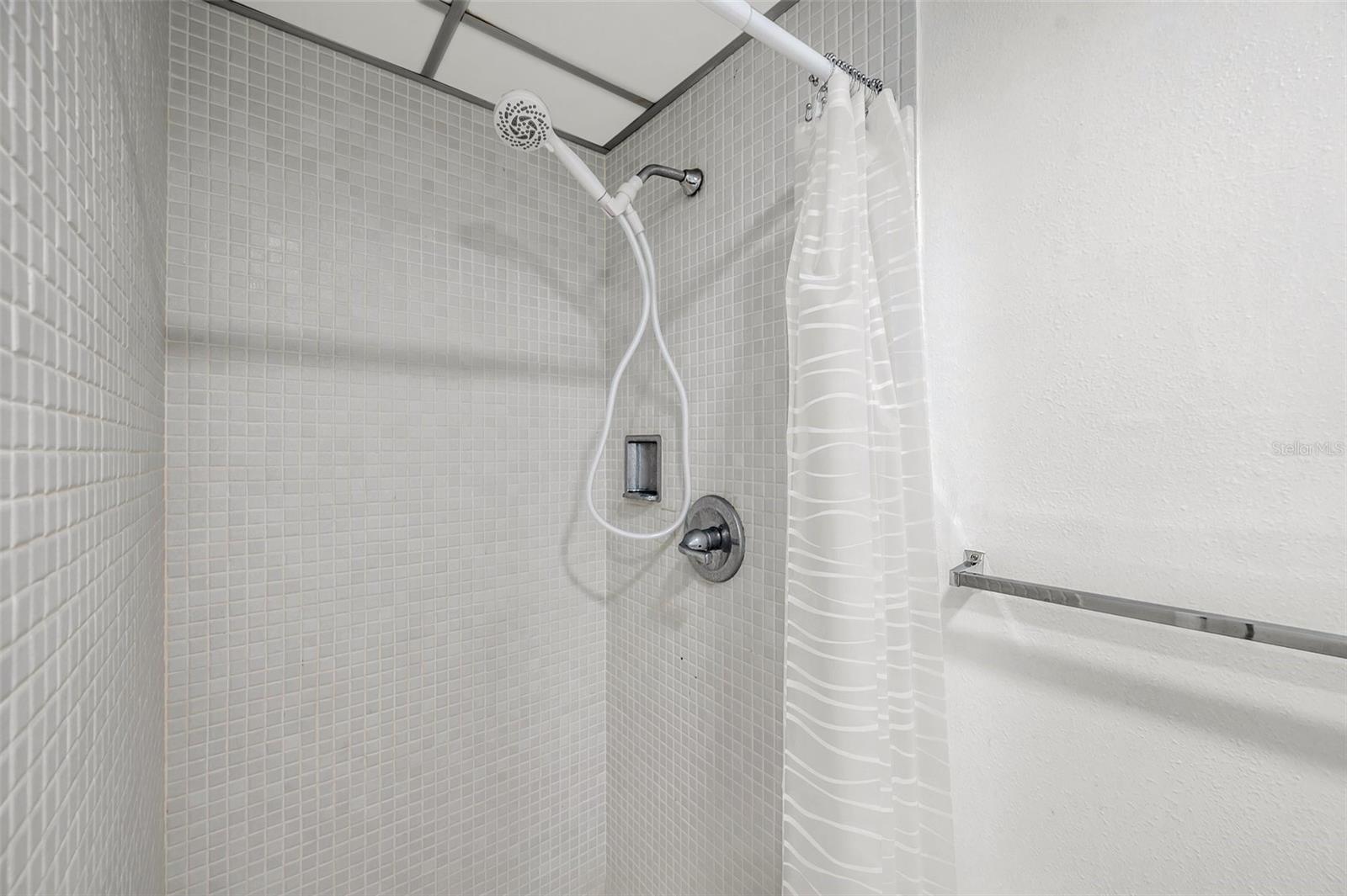 Image 37 of 56 For 1801 Bedford Terrace 221