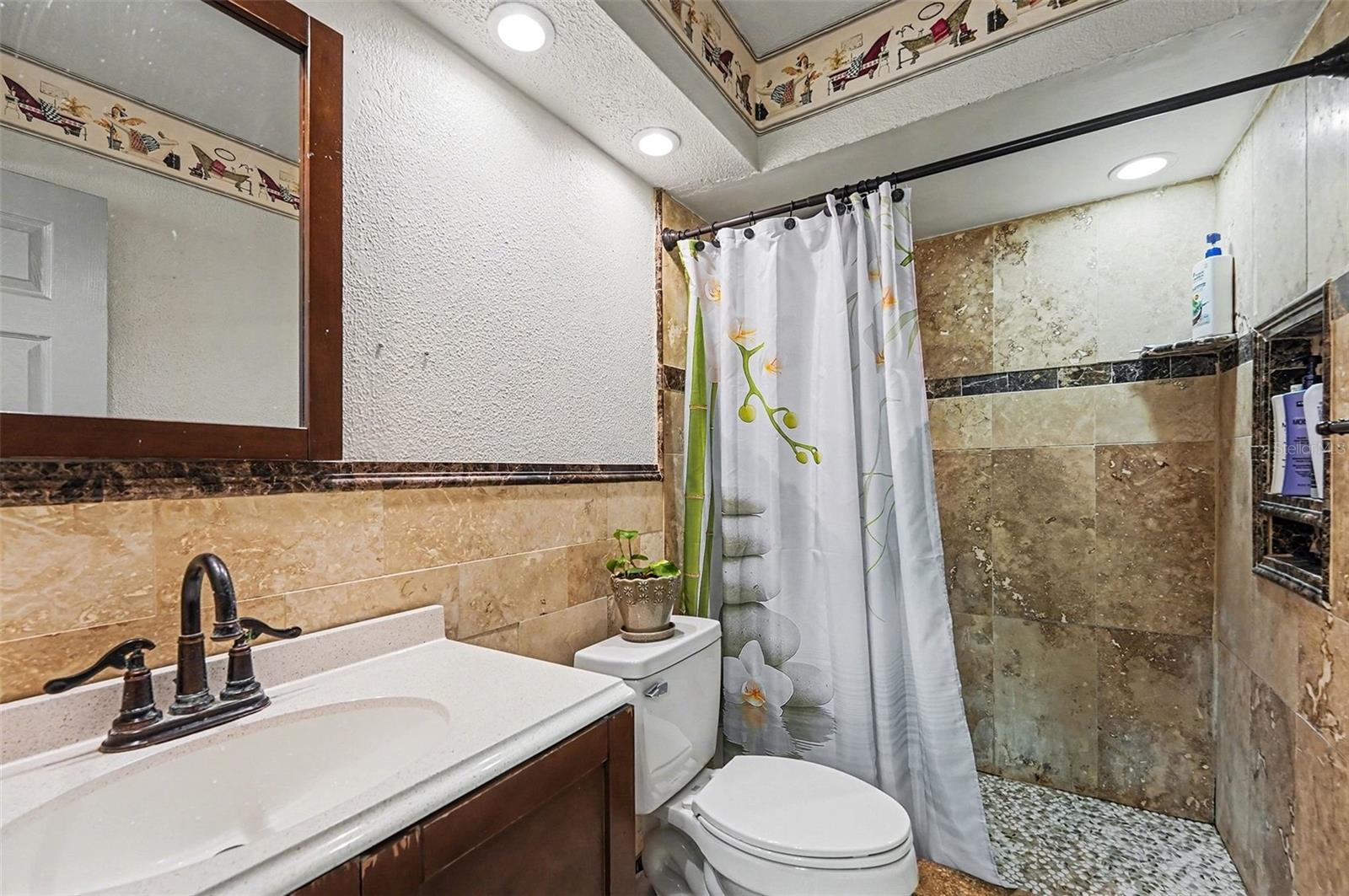 Image 16 of 28 For 1881 Hercules Avenue 602