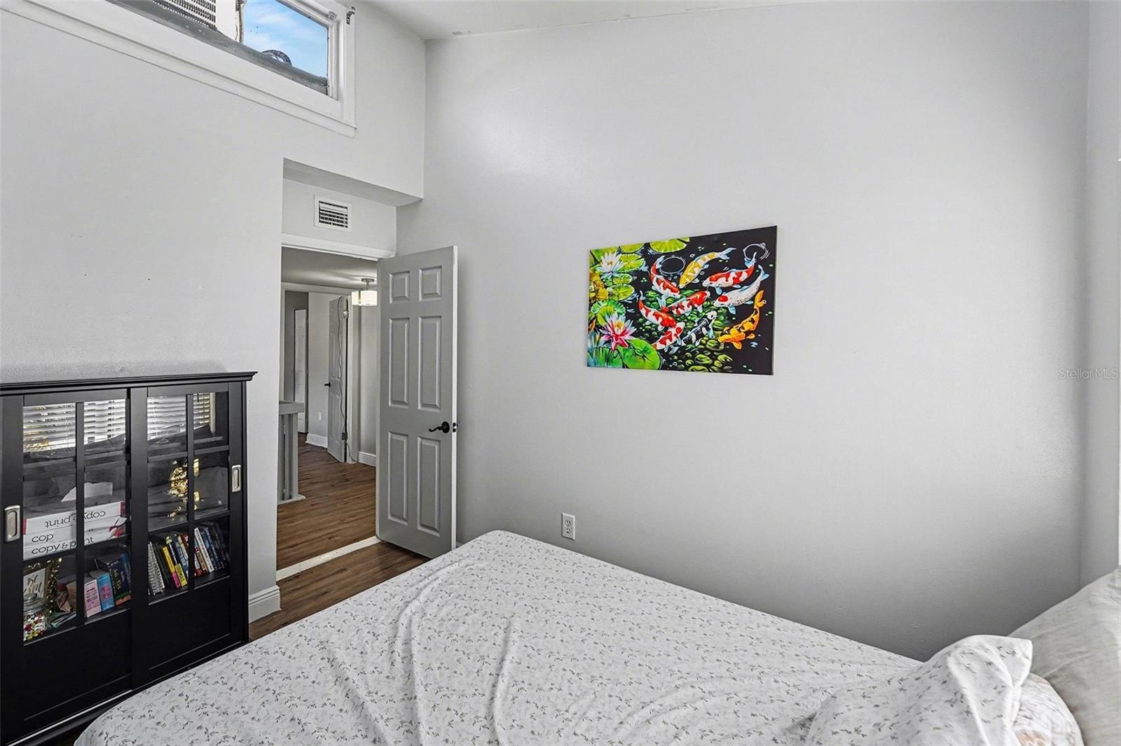 Image 19 of 28 For 1881 Hercules Avenue 602