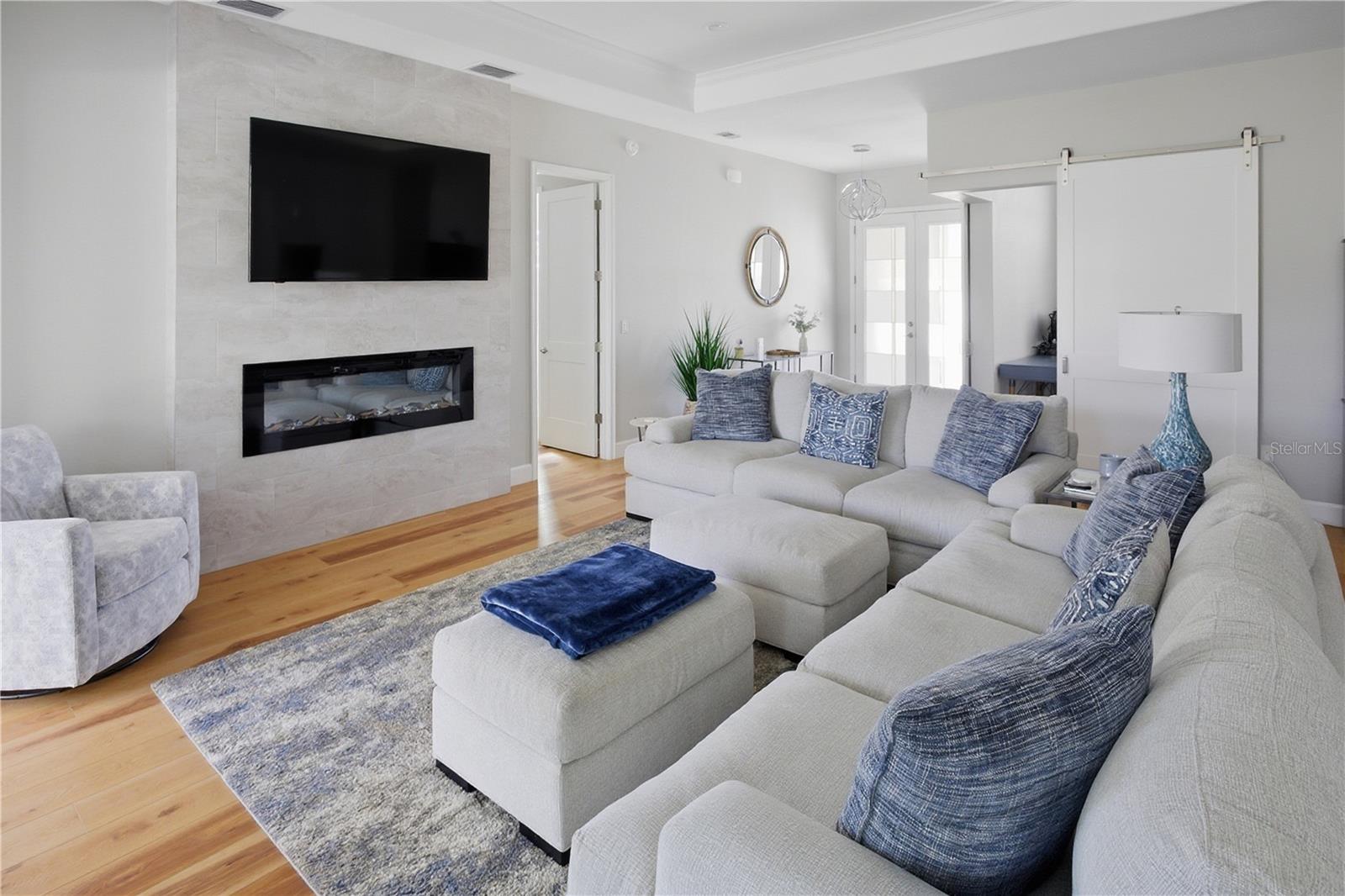 Image 6 of 39 For 5045 Myrtle Beach Drive