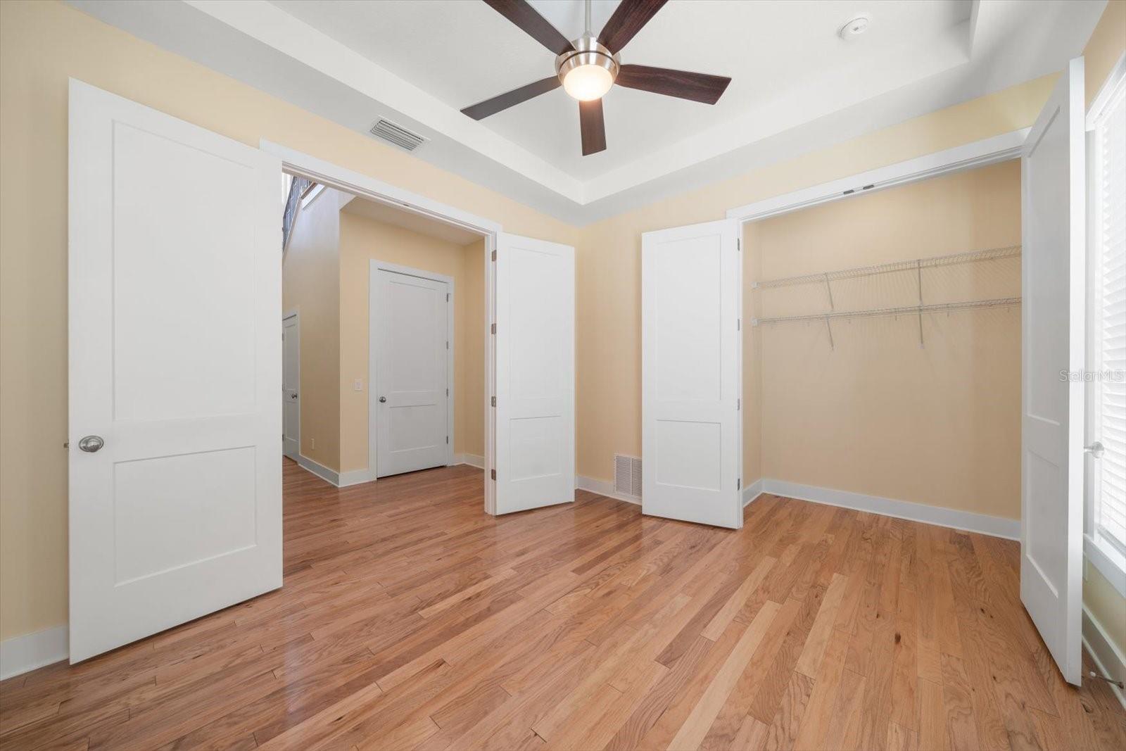 Listing photo id 5 for 1120 24th Avenue N