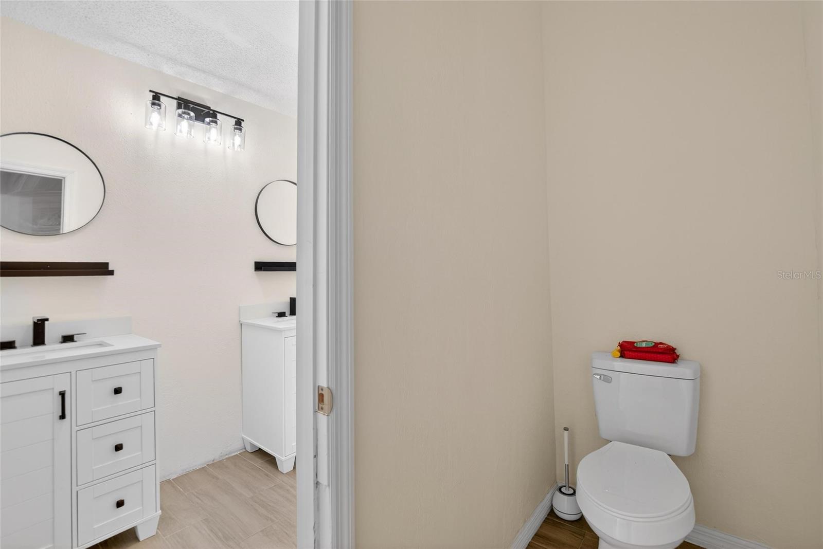 Image 35 of 97 For 15047 Woodbury Road